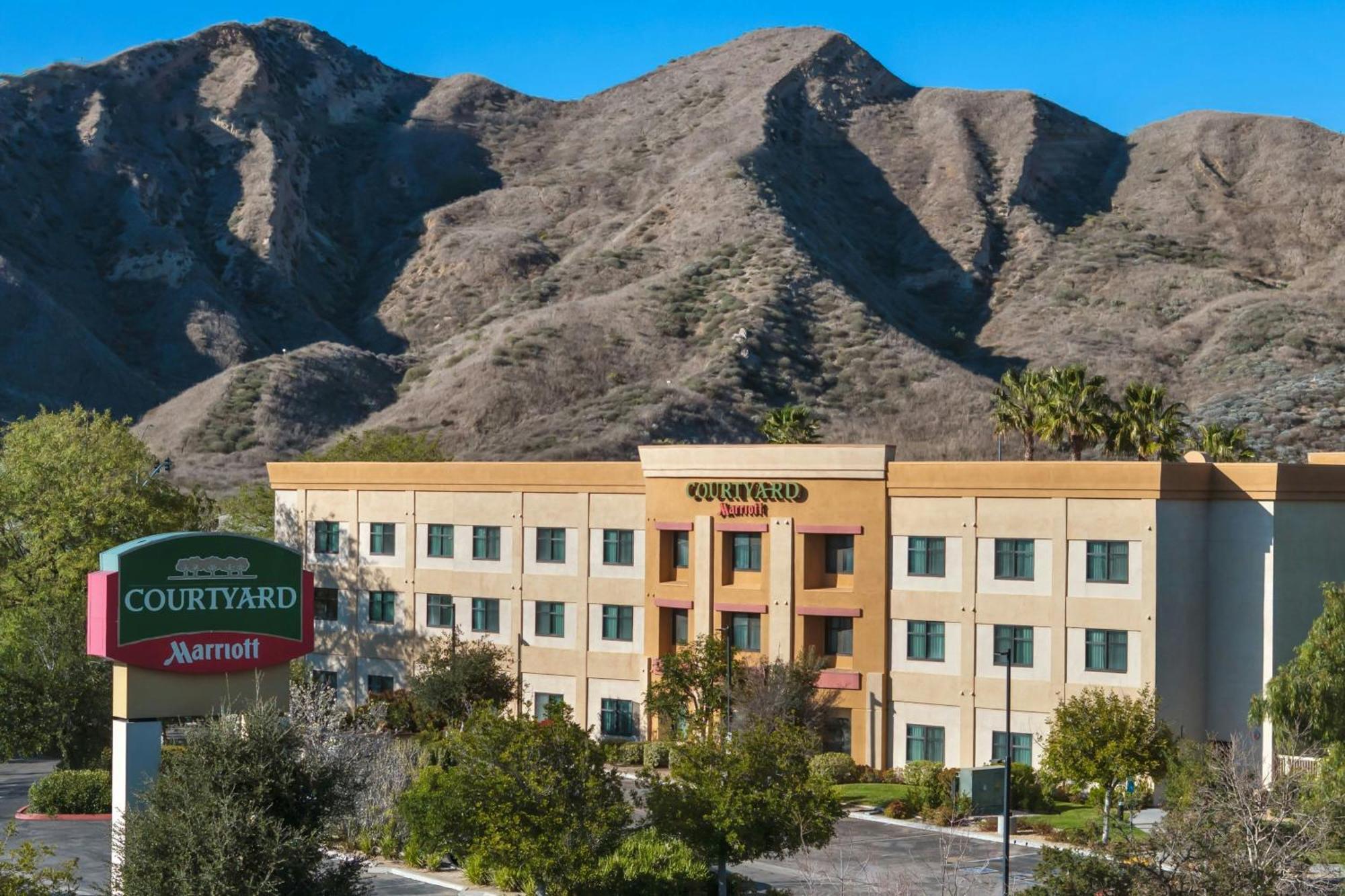 Hotel Courtyard By Marriott Santa Clarita Valencia Exterior foto